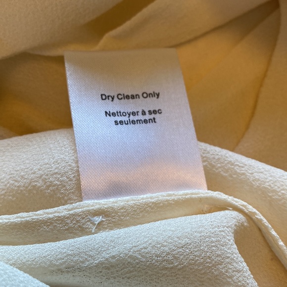 NWOT Aritzia 🐝 3 for $35 Babaton off-white Blouse 100% silk - Picture 6 of 6